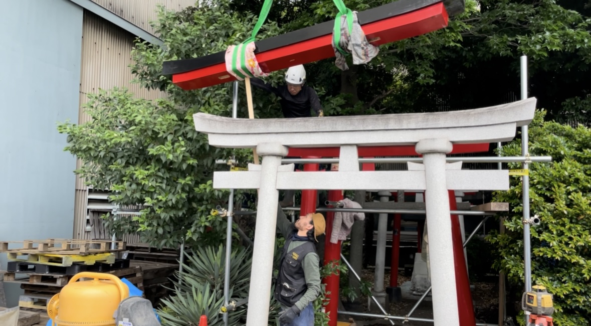 鳥居の傷み、見過ごしていませんか？修理から建て替えまで、全国どこでも誠実に対応。
